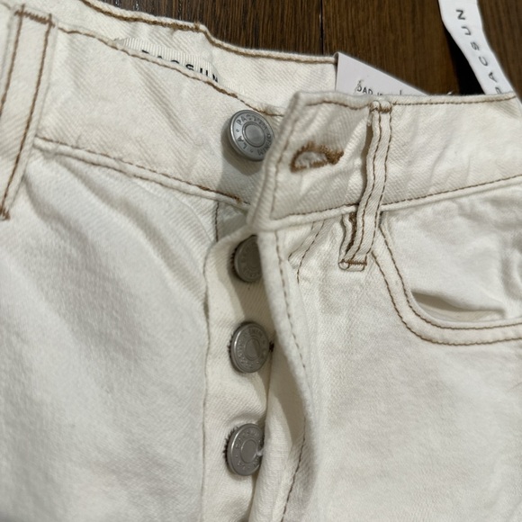 Pacsun White Distressed Dad Jeans – NWT – Size 24 - Picture 3 of 5